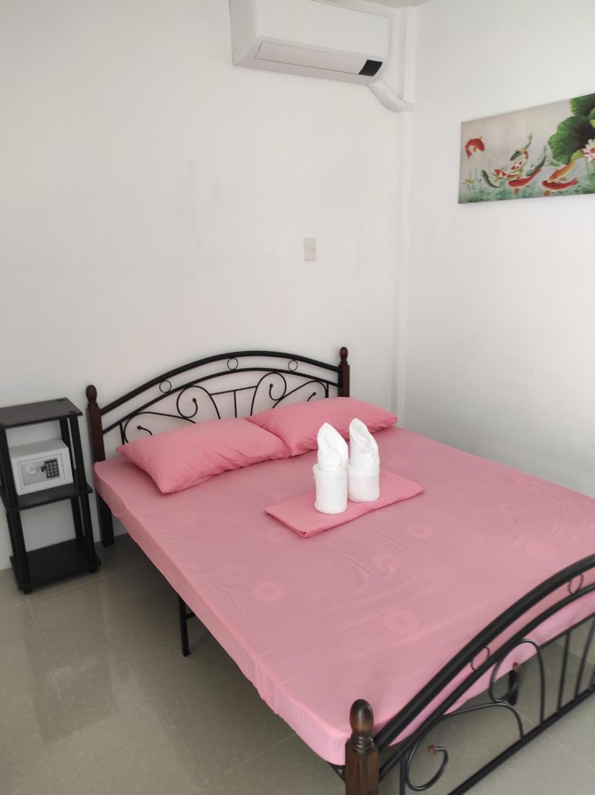 Ub Home Dauis Kamer foto